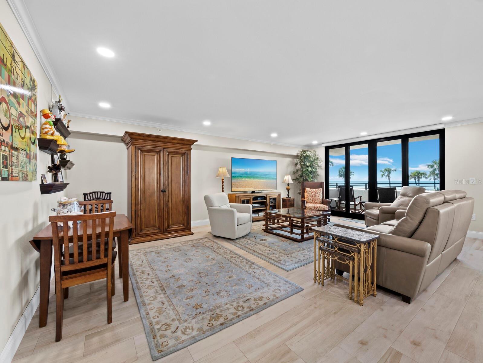 Image 4 of 57 For 1485 Gulf Of Mexico Drive 110