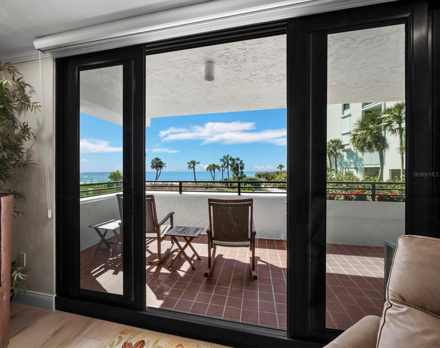 Image 6 of 57 For 1485 Gulf Of Mexico Drive 110