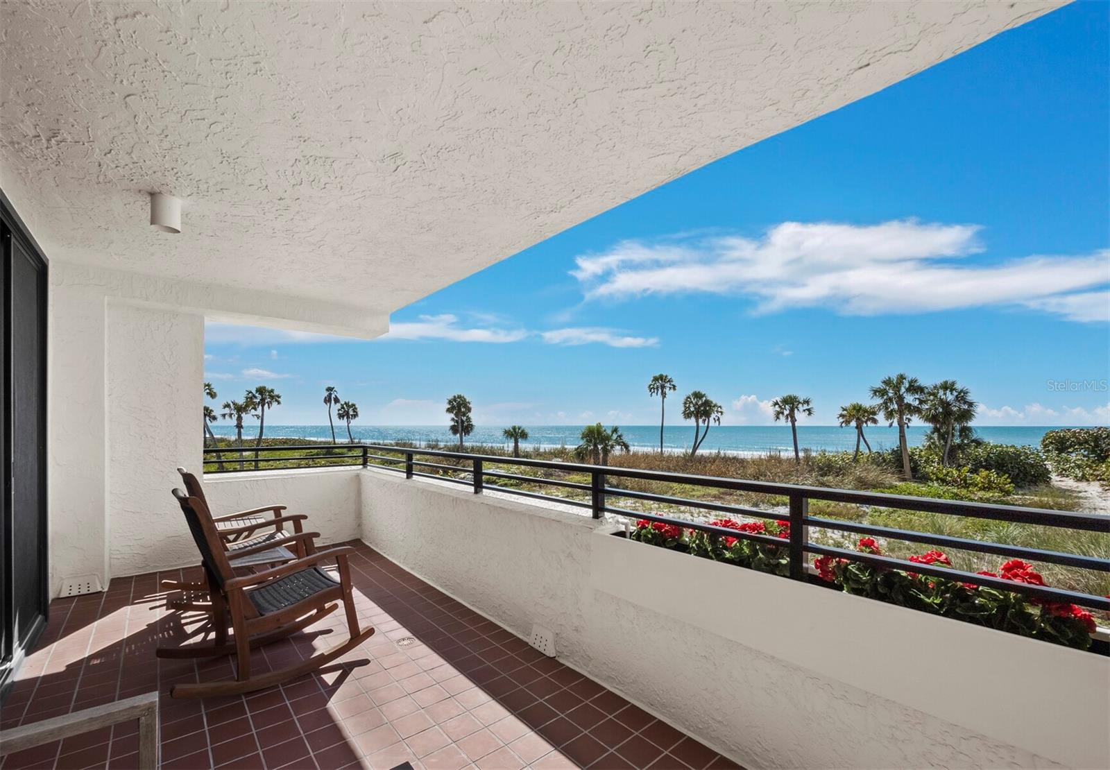 Image 7 of 57 For 1485 Gulf Of Mexico Drive 110