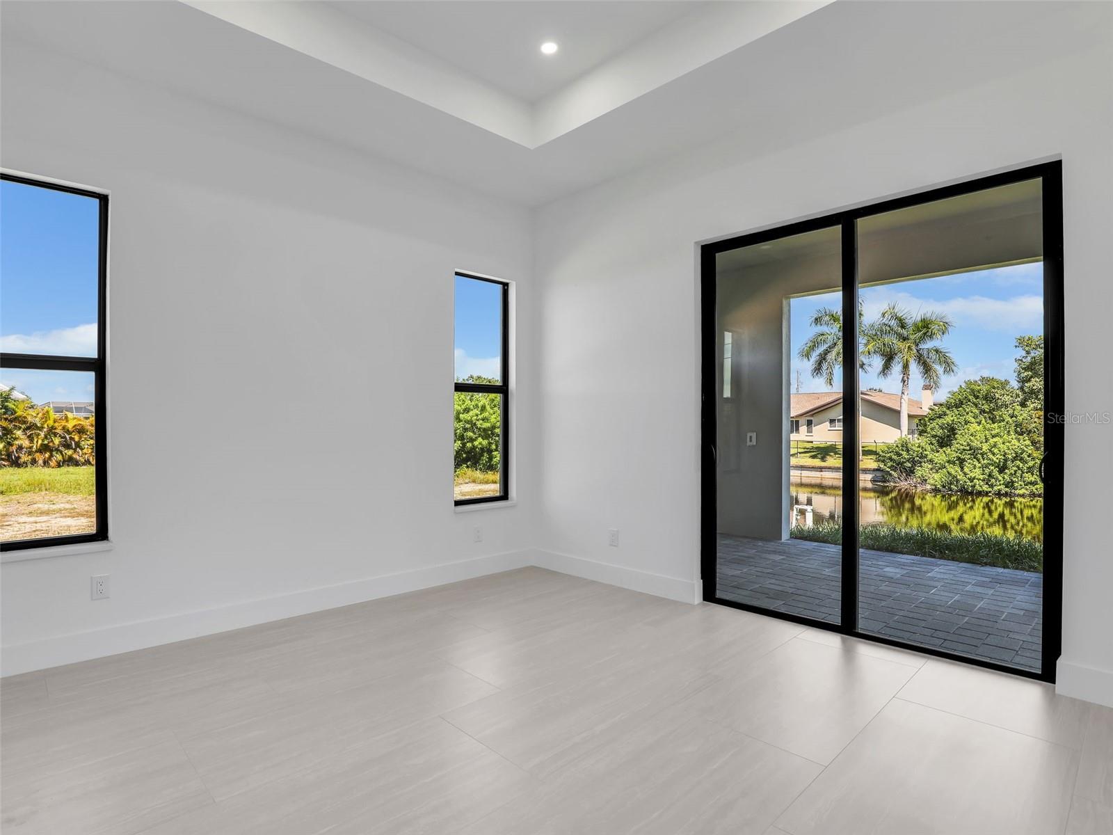 Image 17 of 39 For 2227 20th Terrace