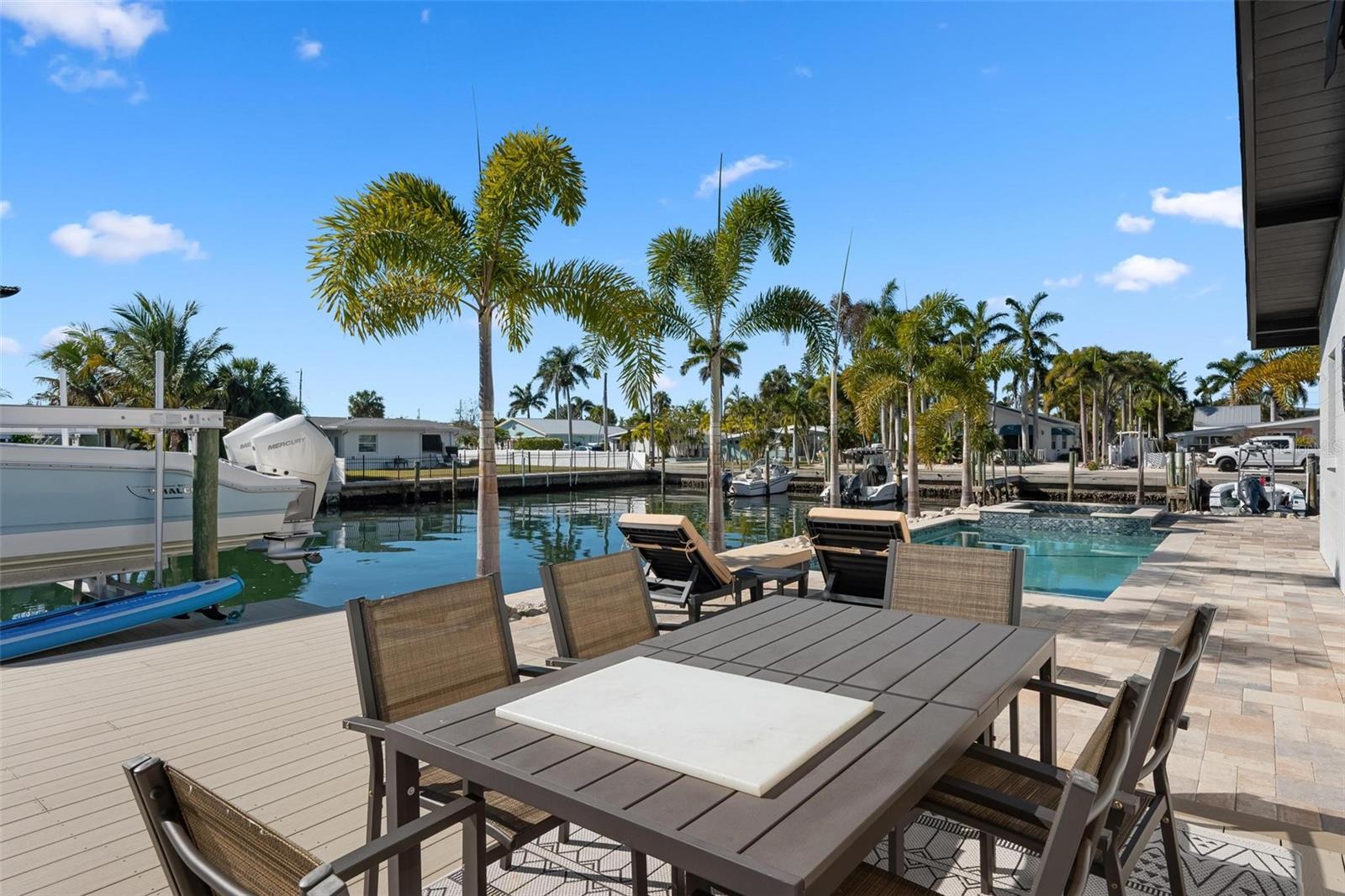 Image 40 of 67 For 401 28th Street