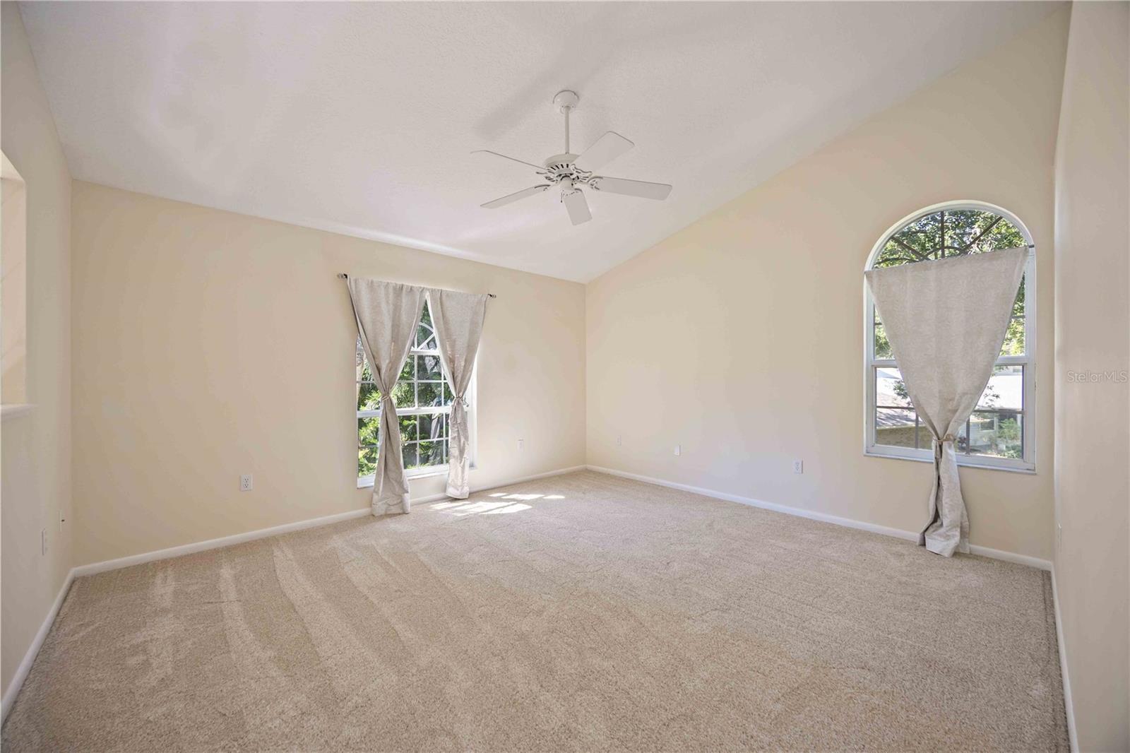 Image 16 of 29 For 6905 Arbor Oaks Ct