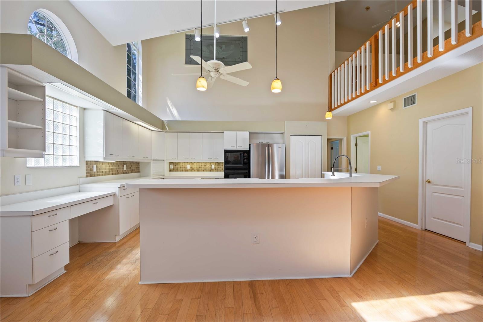 Image 7 of 29 For 6905 Arbor Oaks Ct