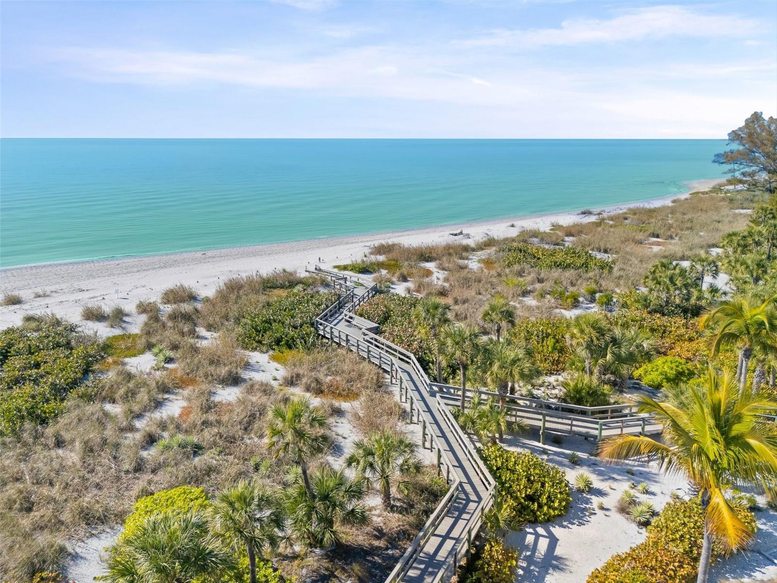 Image 33 of 46 For 8600 Midnight Pass Road 301