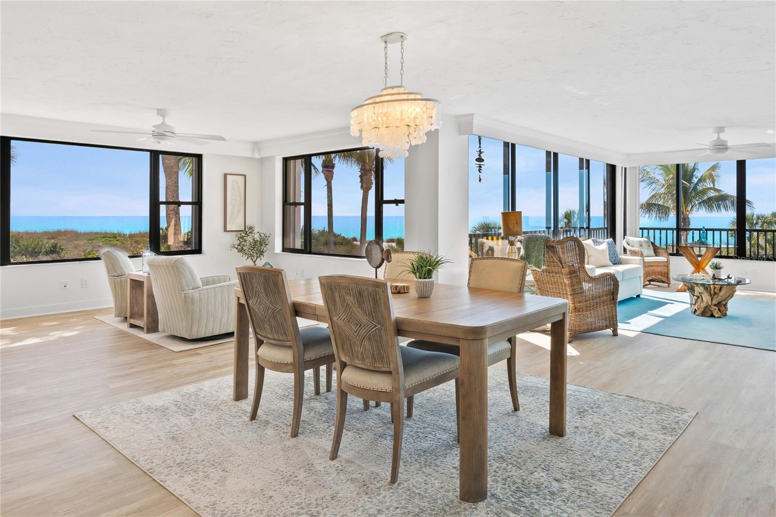 Image 7 of 46 For 8600 Midnight Pass Road 301