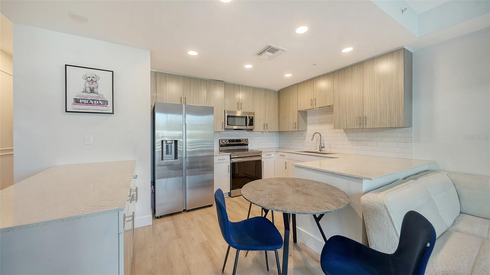 Image 10 of 60 For 1709 Tamiami Trail 223