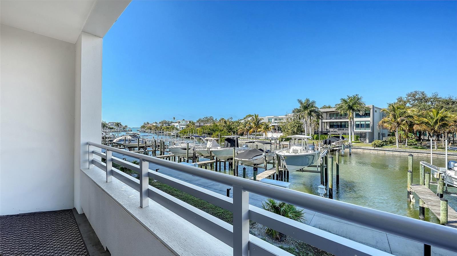 Image 23 of 60 For 1709 Tamiami Trail 223