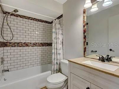 Image 8 of 13 For 5645 Summer Side Lane 40b