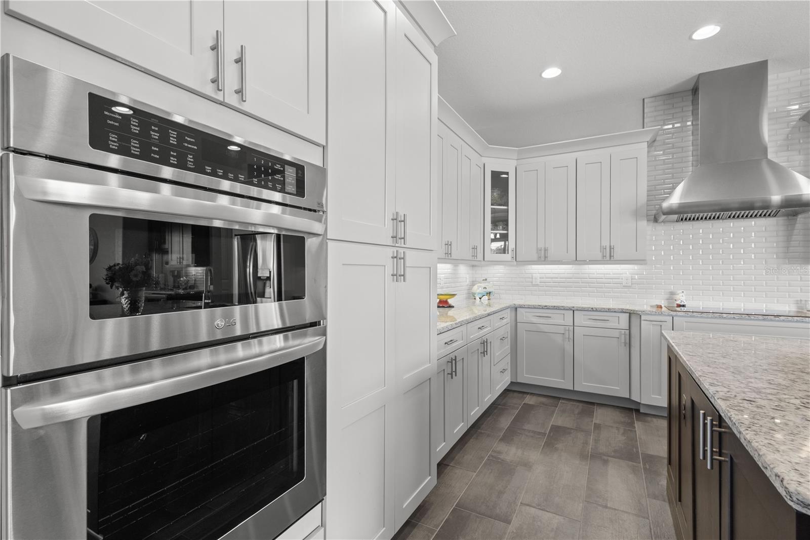 Image 14 of 31 For 17220 Pheasant Circle