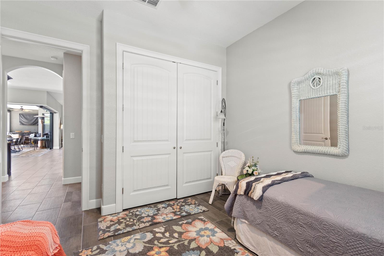 Image 24 of 31 For 17220 Pheasant Circle