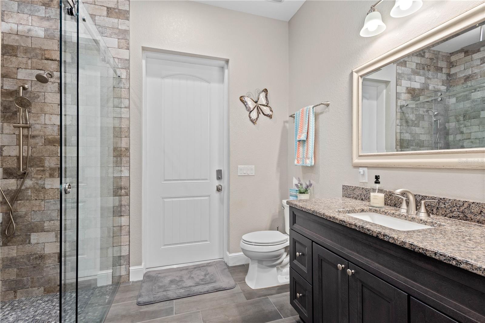 Image 25 of 31 For 17220 Pheasant Circle