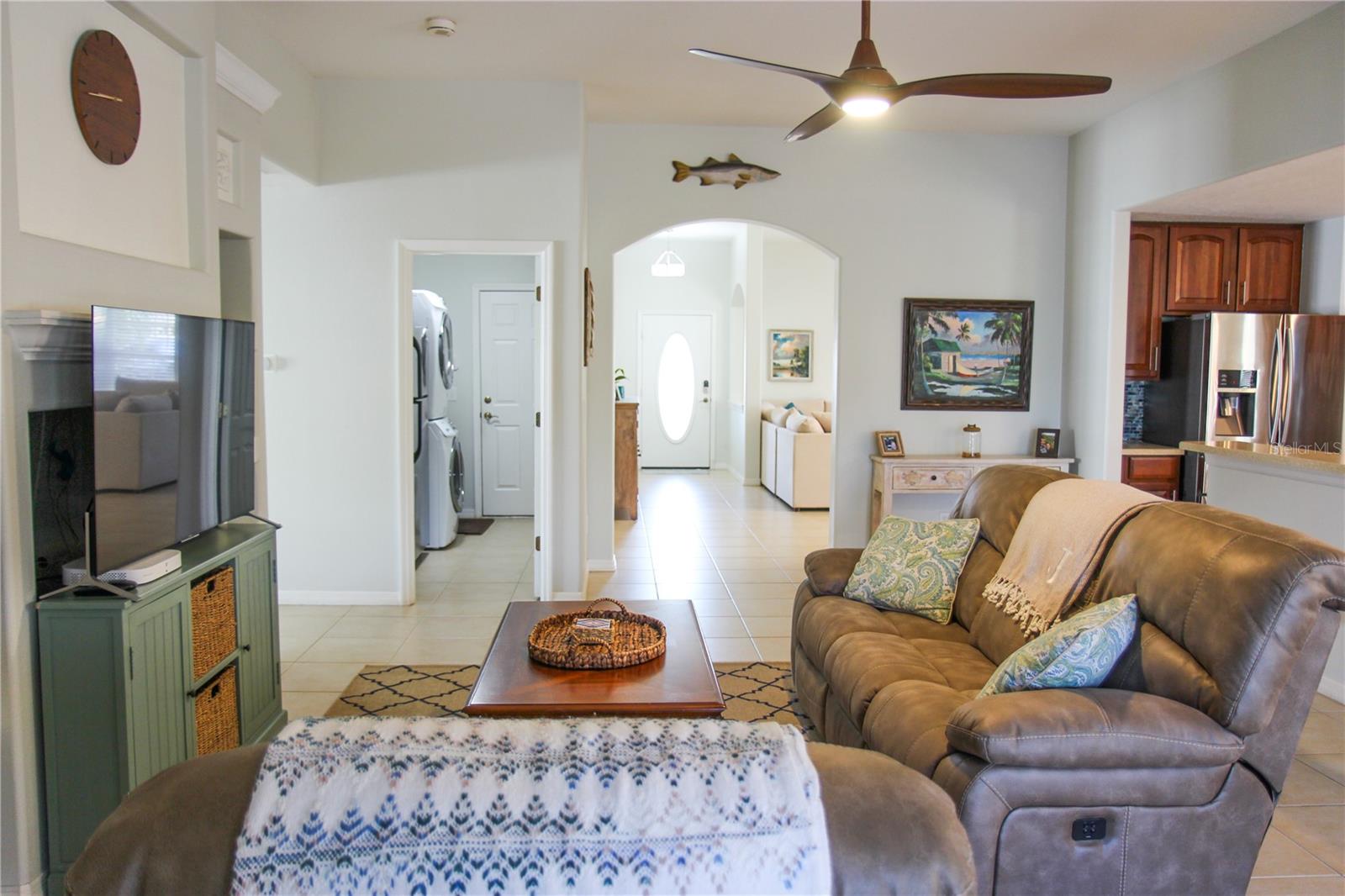 Image 4 of 31 For 4015 Kingsfield Drive