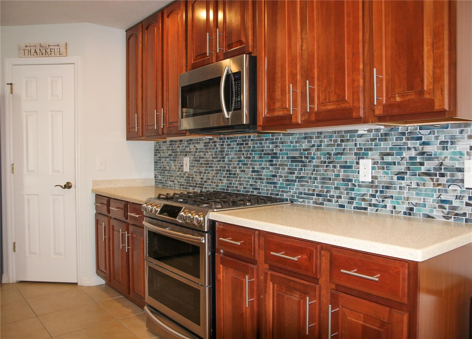 Image 8 of 31 For 4015 Kingsfield Drive