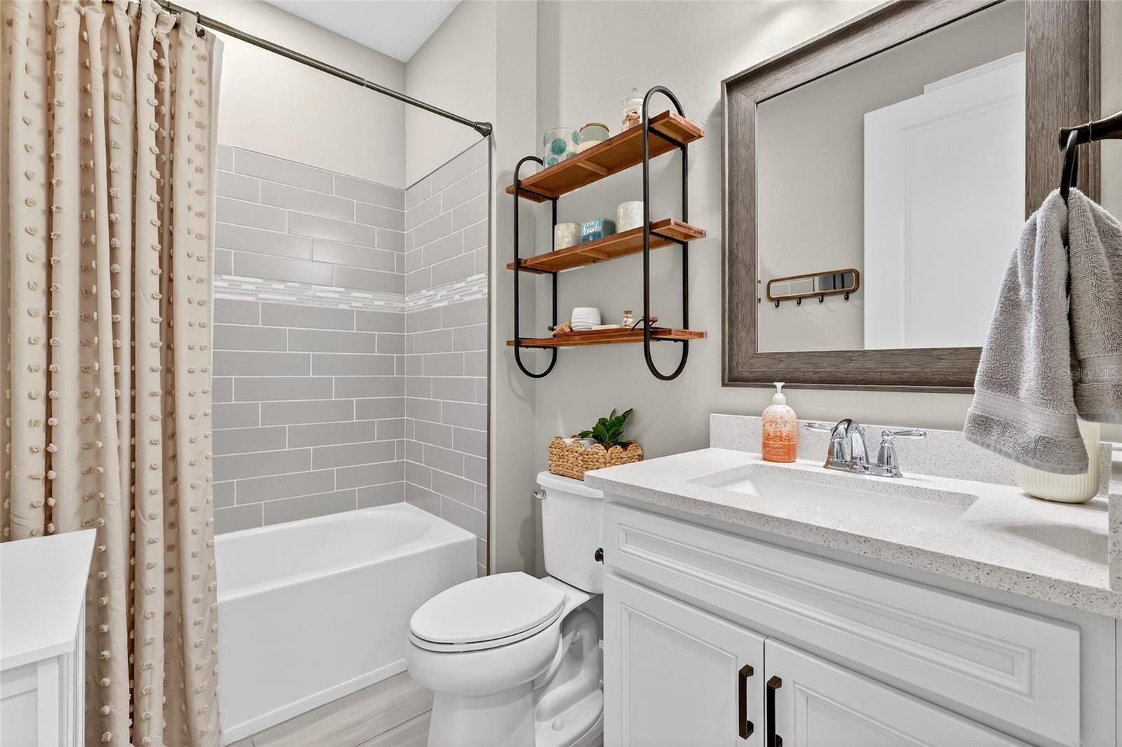 Image 33 of 64 For 709 Gadwall Court