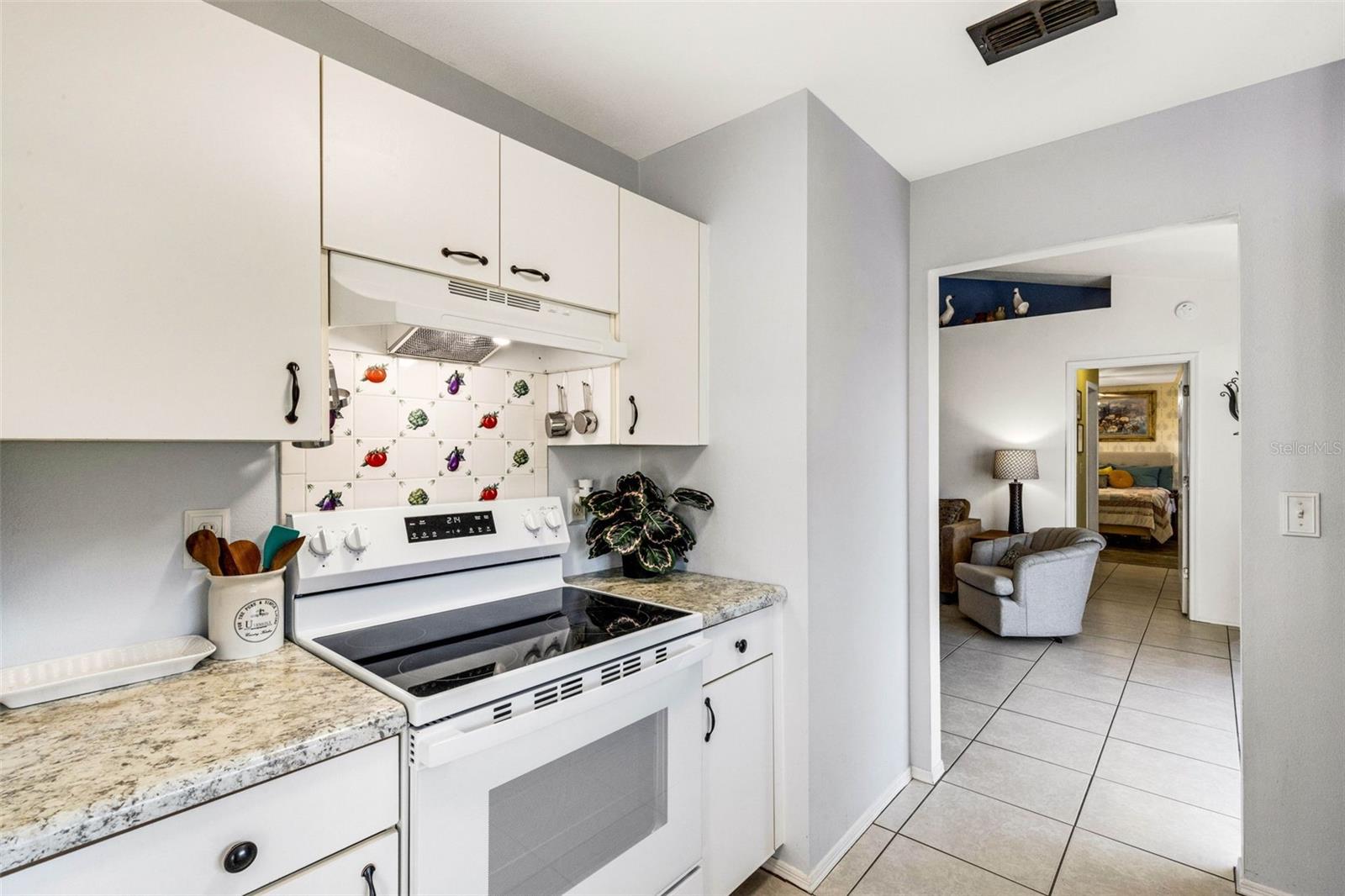 Image 10 of 42 For 3515 5th Avenue W