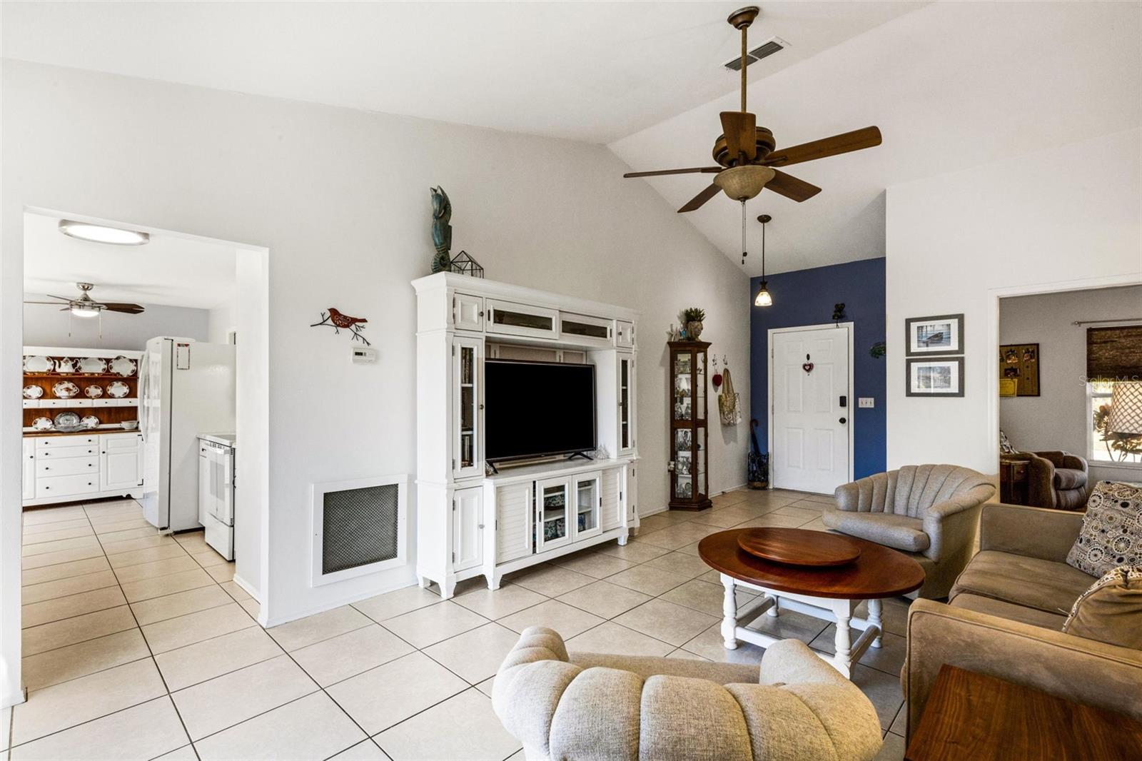 Image 5 of 42 For 3515 5th Avenue W