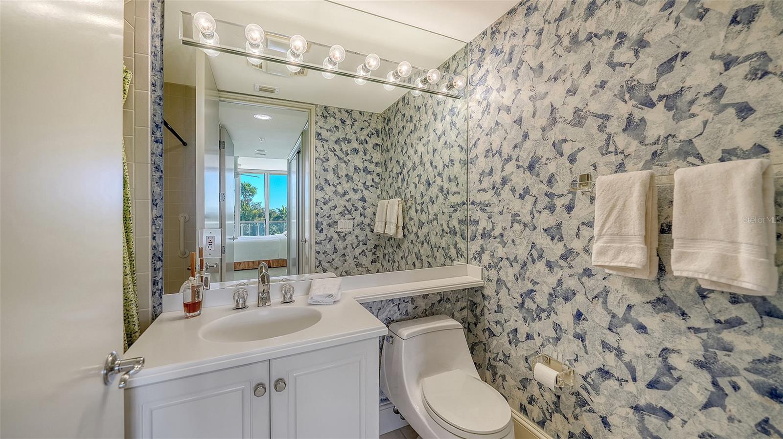 Image 21 of 34 For 3030 Grand Bay Boulevard 323