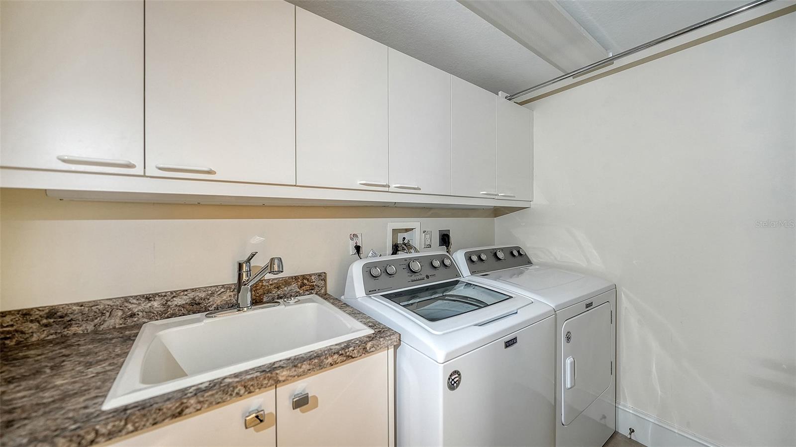 Image 24 of 34 For 3030 Grand Bay Boulevard 323