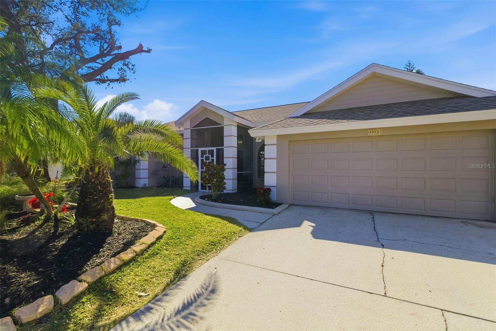 Details for 8072 Glenbrooke Lane, SARASOTA, FL 34243