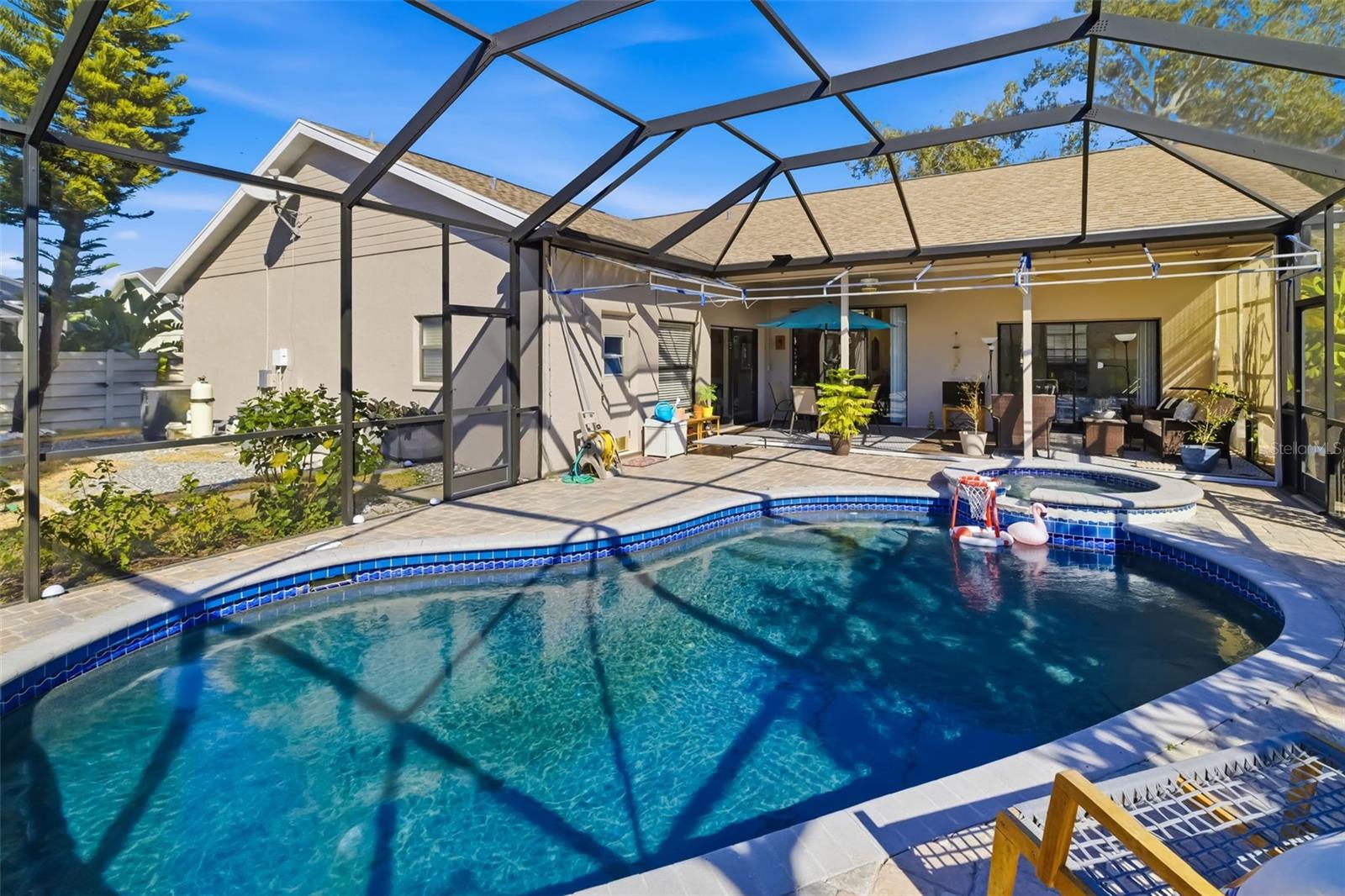 Image 10 of 64 For 8072 Glenbrooke Lane