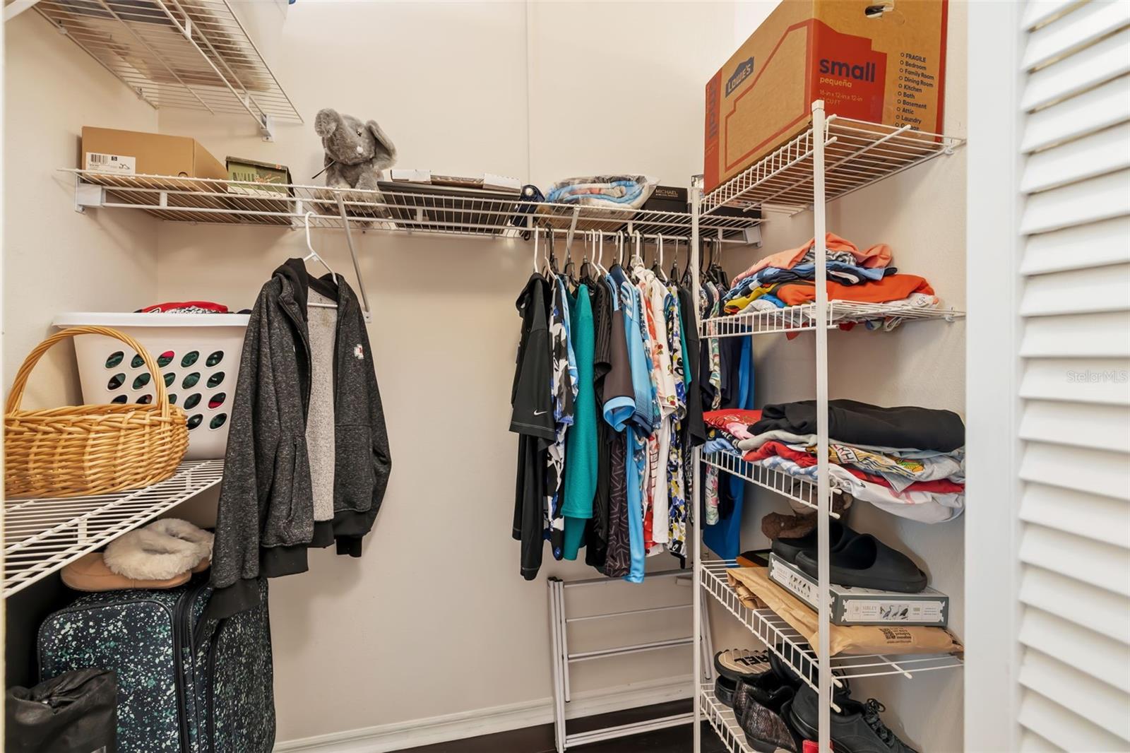 Image 34 of 64 For 8072 Glenbrooke Lane