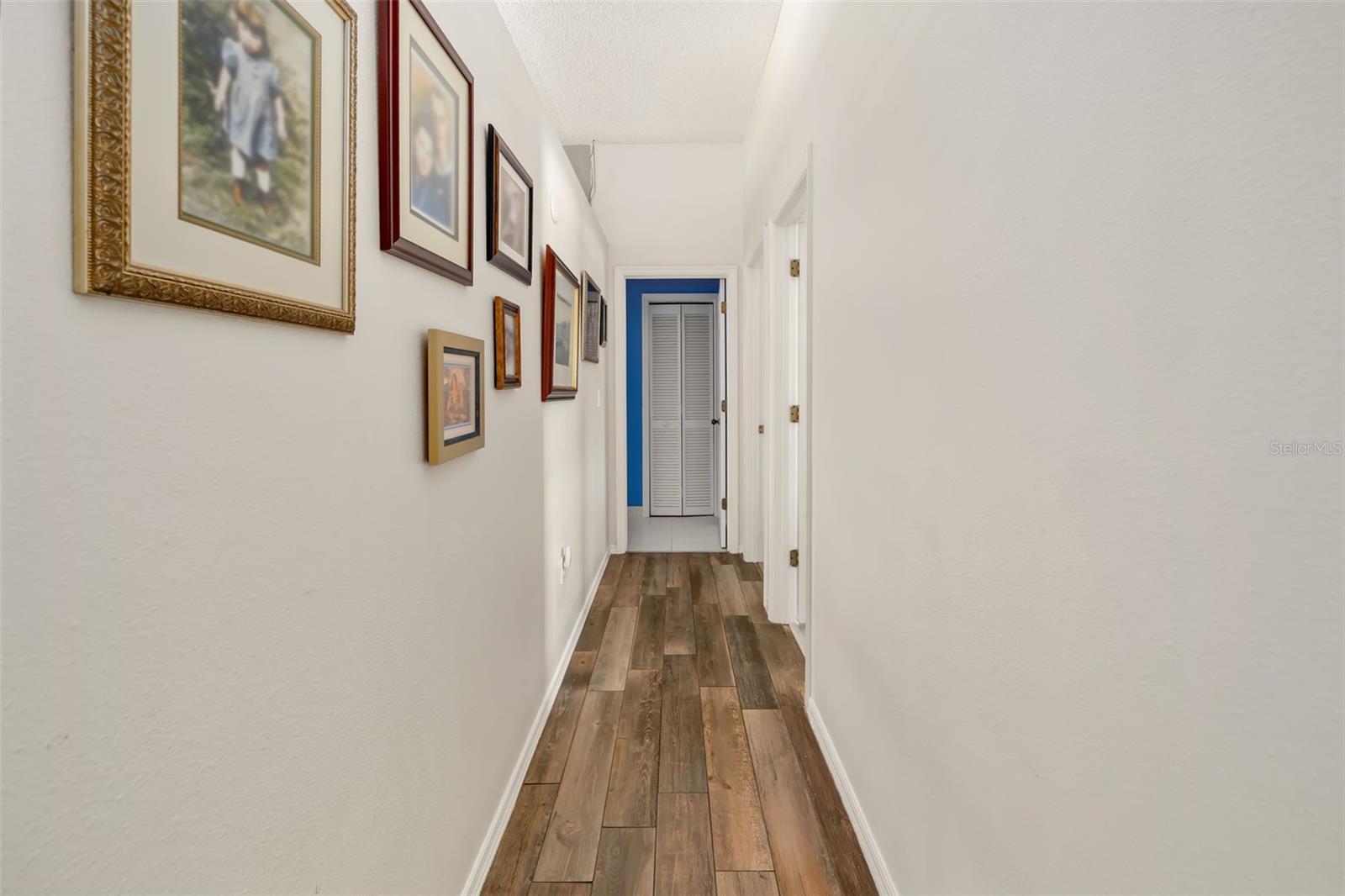 Image 35 of 64 For 8072 Glenbrooke Lane