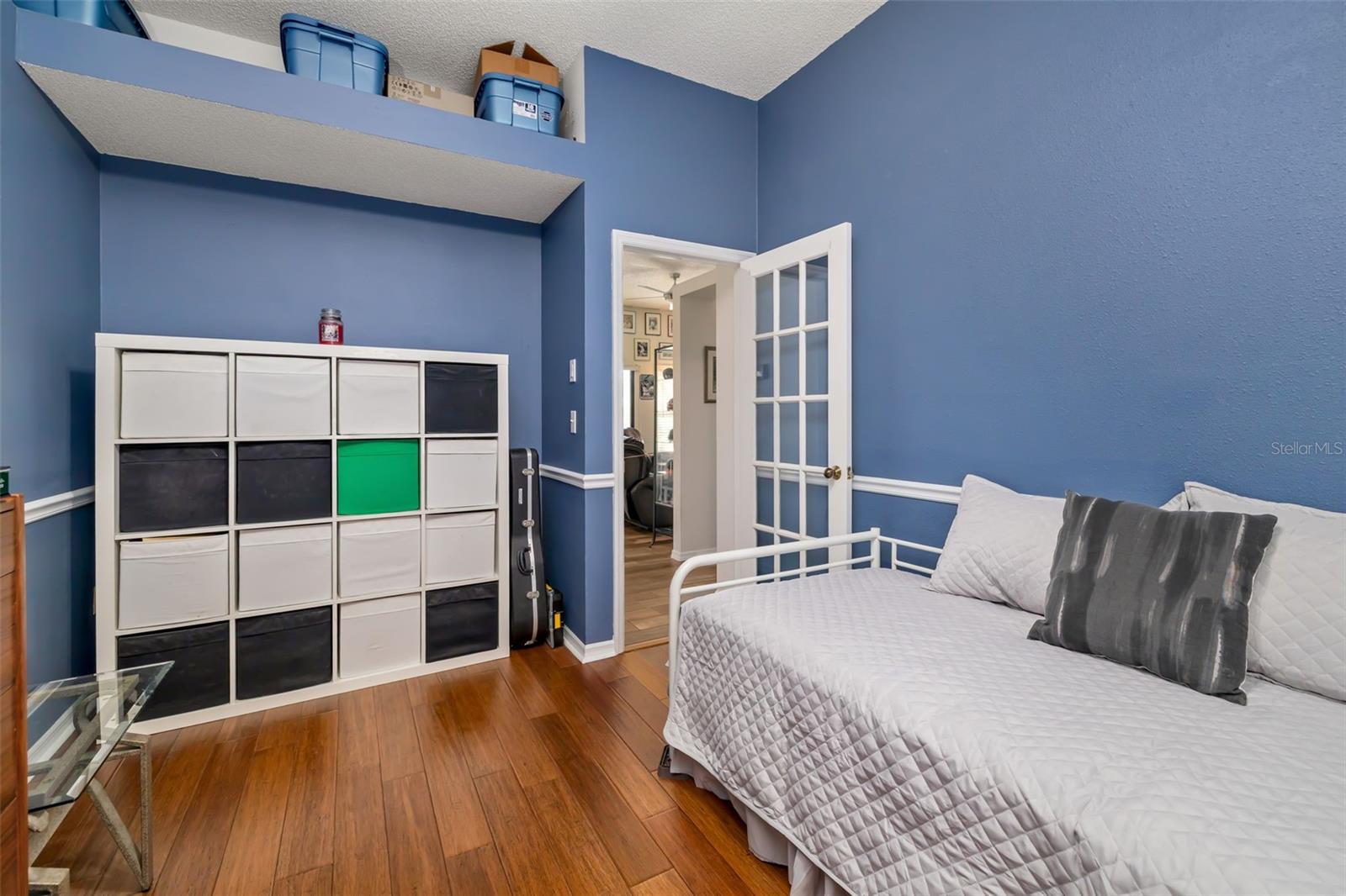 Image 40 of 64 For 8072 Glenbrooke Lane