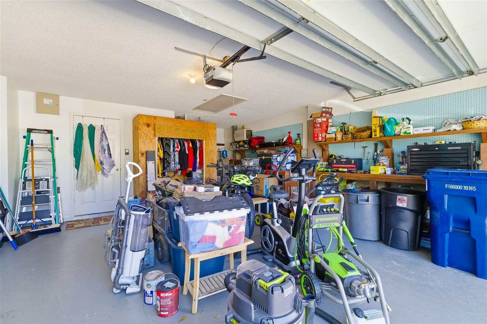 Image 45 of 64 For 8072 Glenbrooke Lane