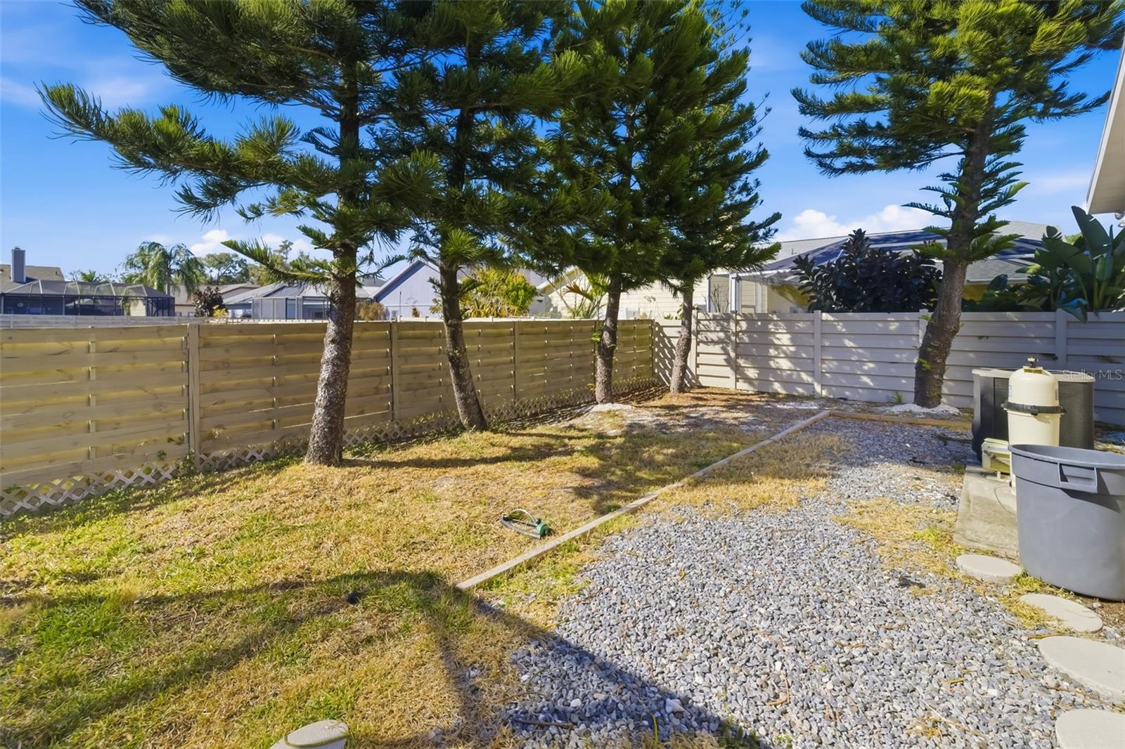 Image 47 of 64 For 8072 Glenbrooke Lane