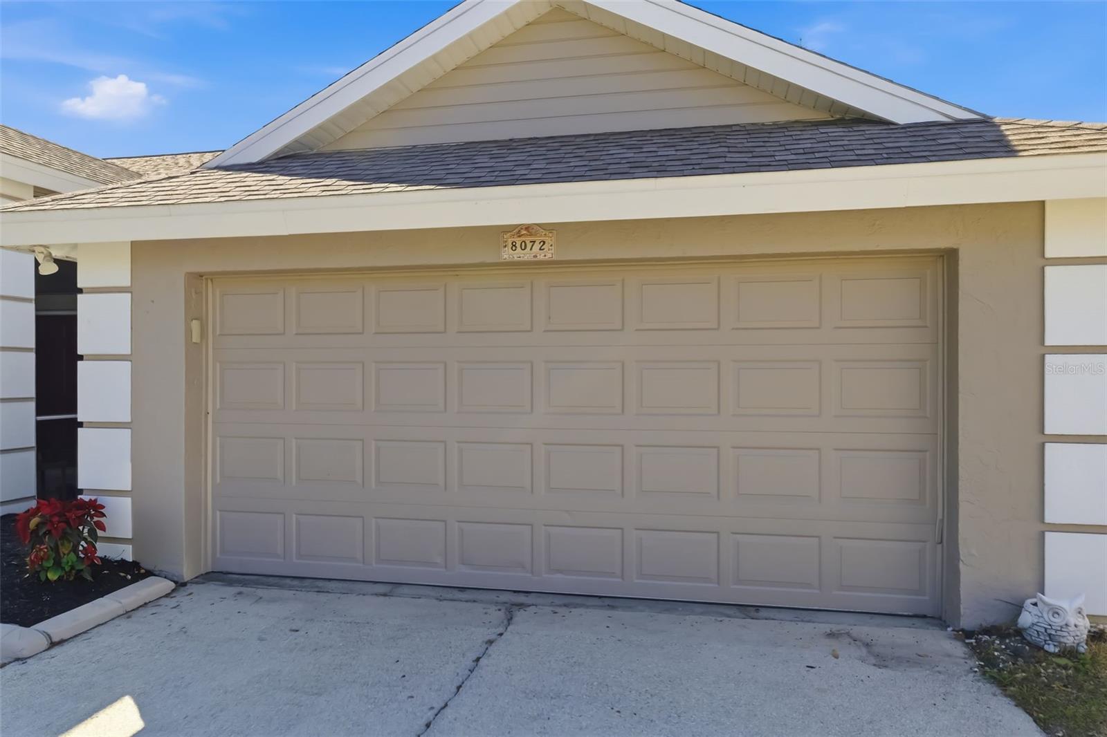 Image 52 of 64 For 8072 Glenbrooke Lane