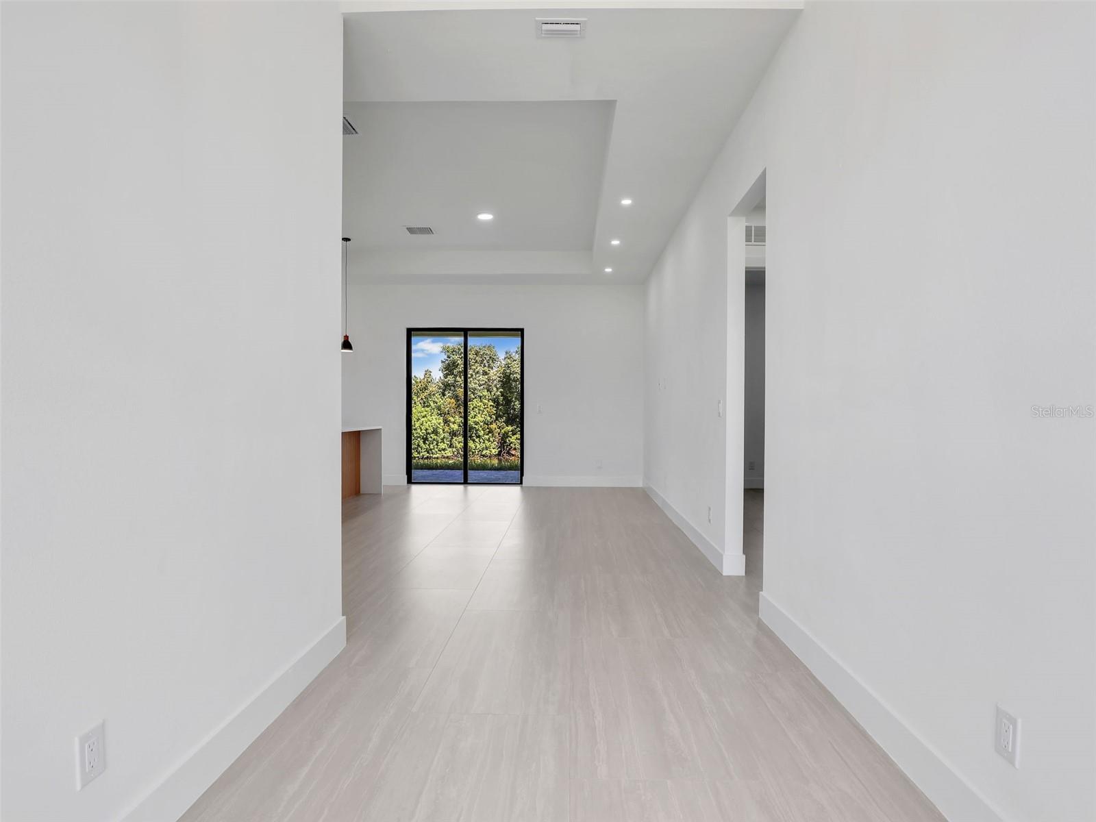 Image 3 of 41 For 405 14th Street