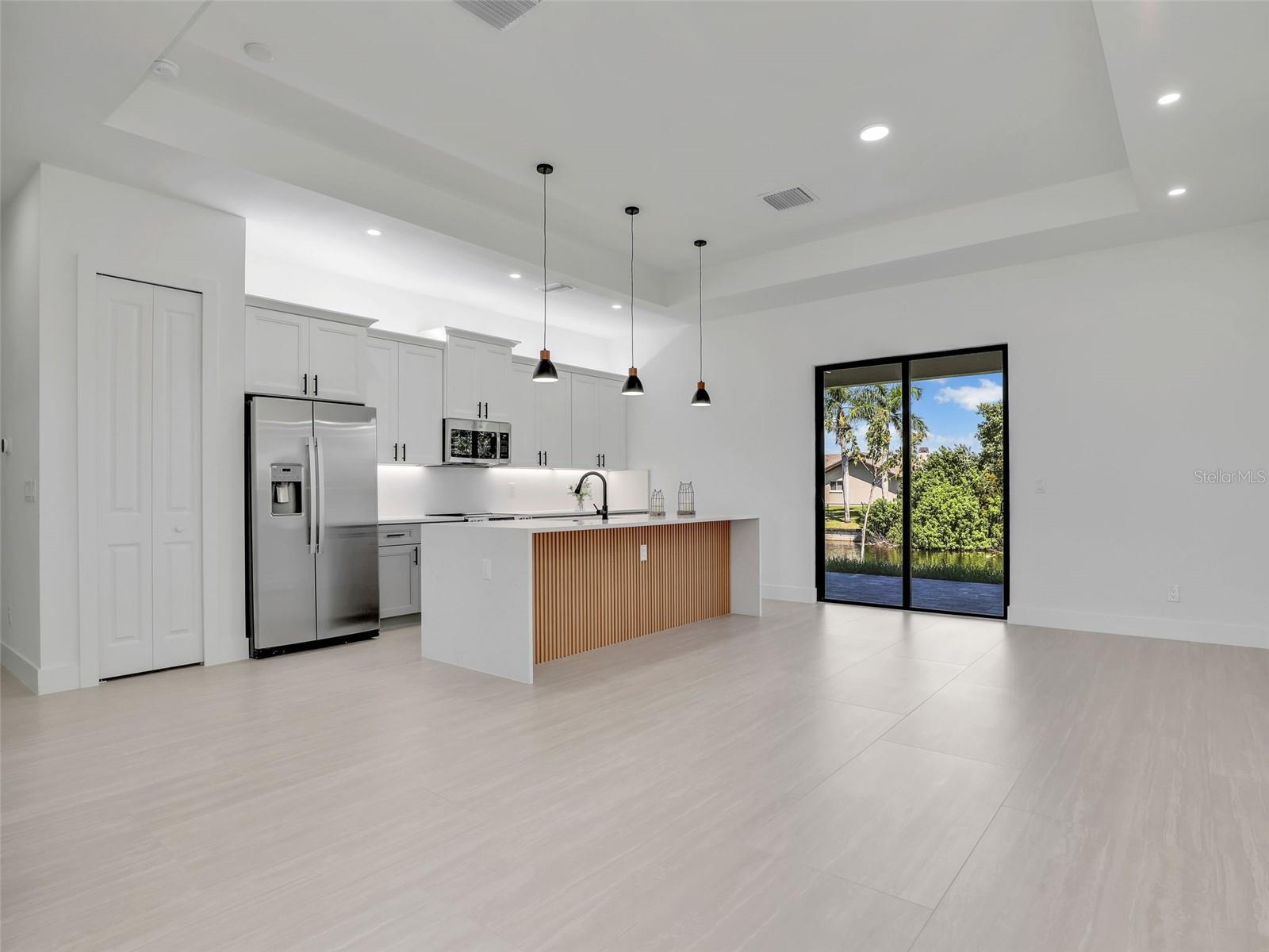 Image 6 of 41 For 405 14th Street