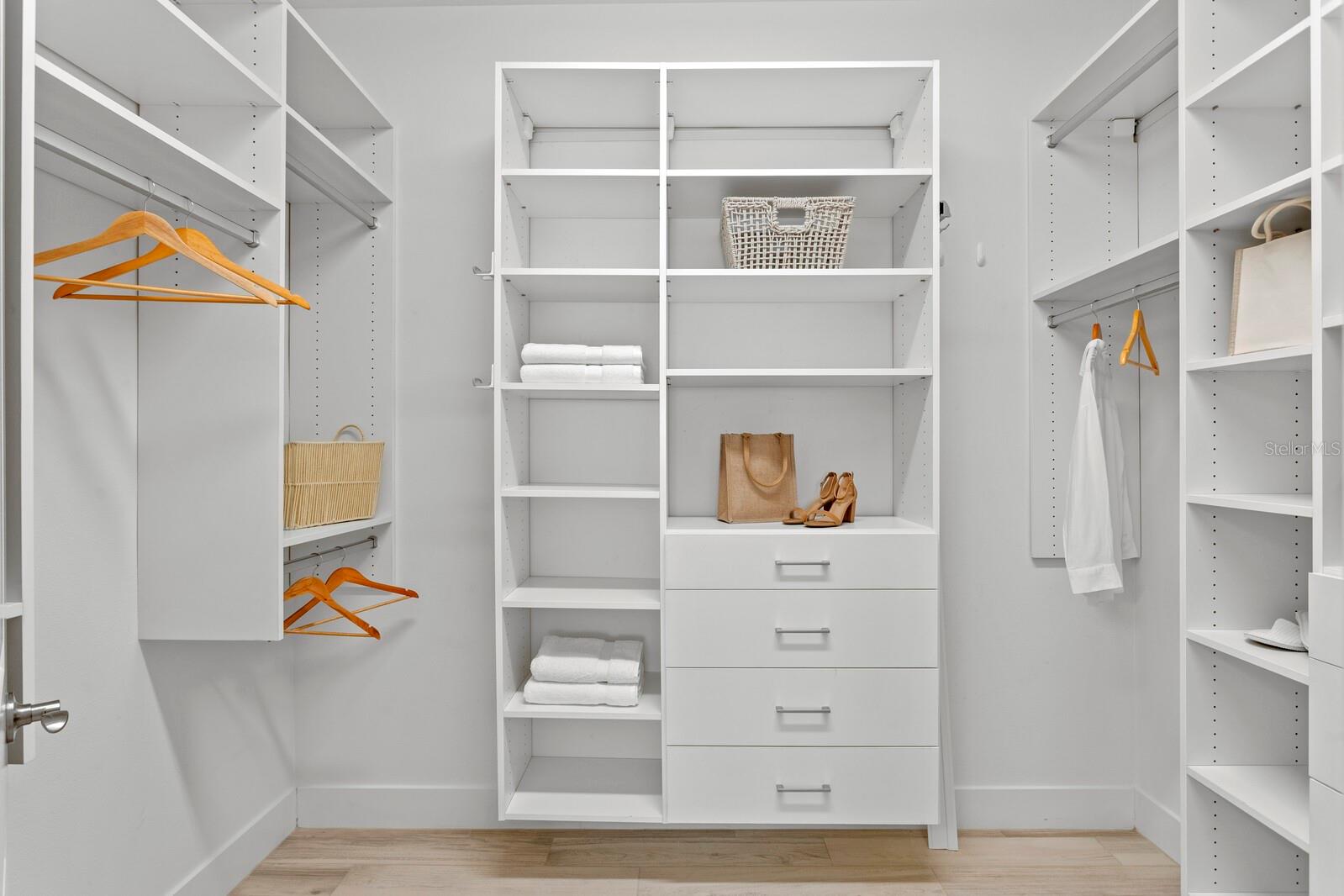 Image 17 of 27 For 8057 Tidal Pointe Way