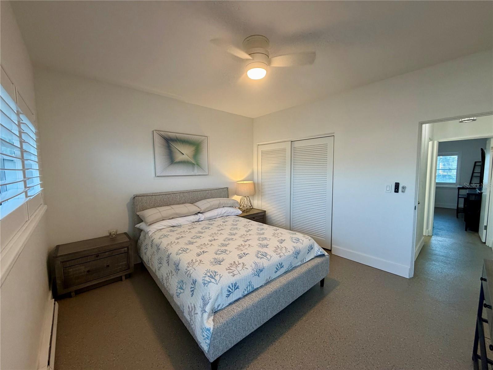 Image 10 of 24 For 7050 Sunset Way  19