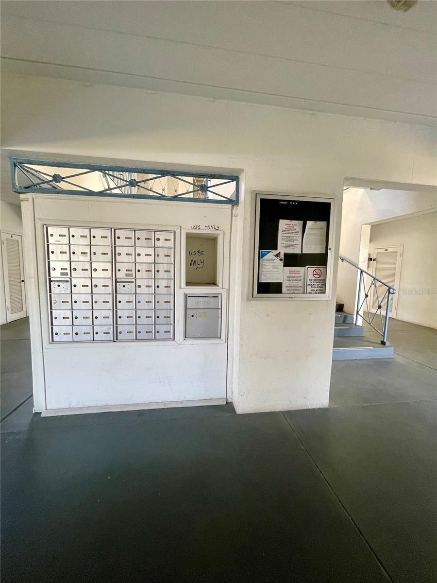 Image 14 of 24 For 7050 Sunset Way  19