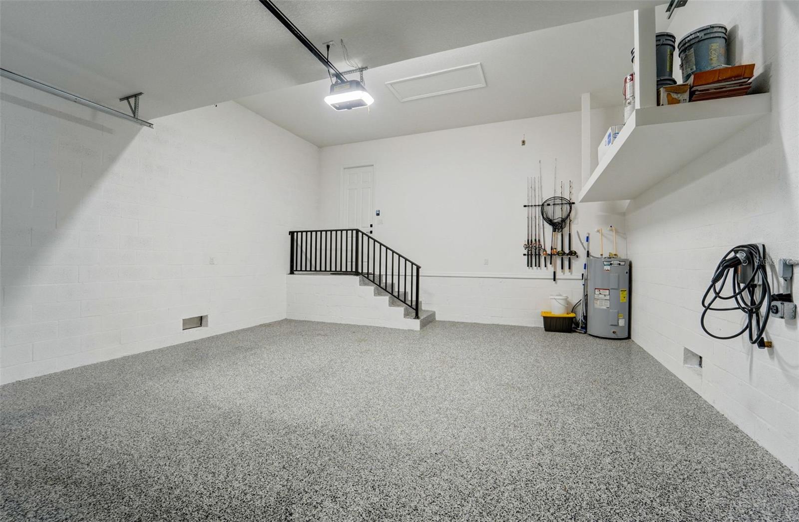 Listing photo id 16 for 8144 37th Avenue Circle W