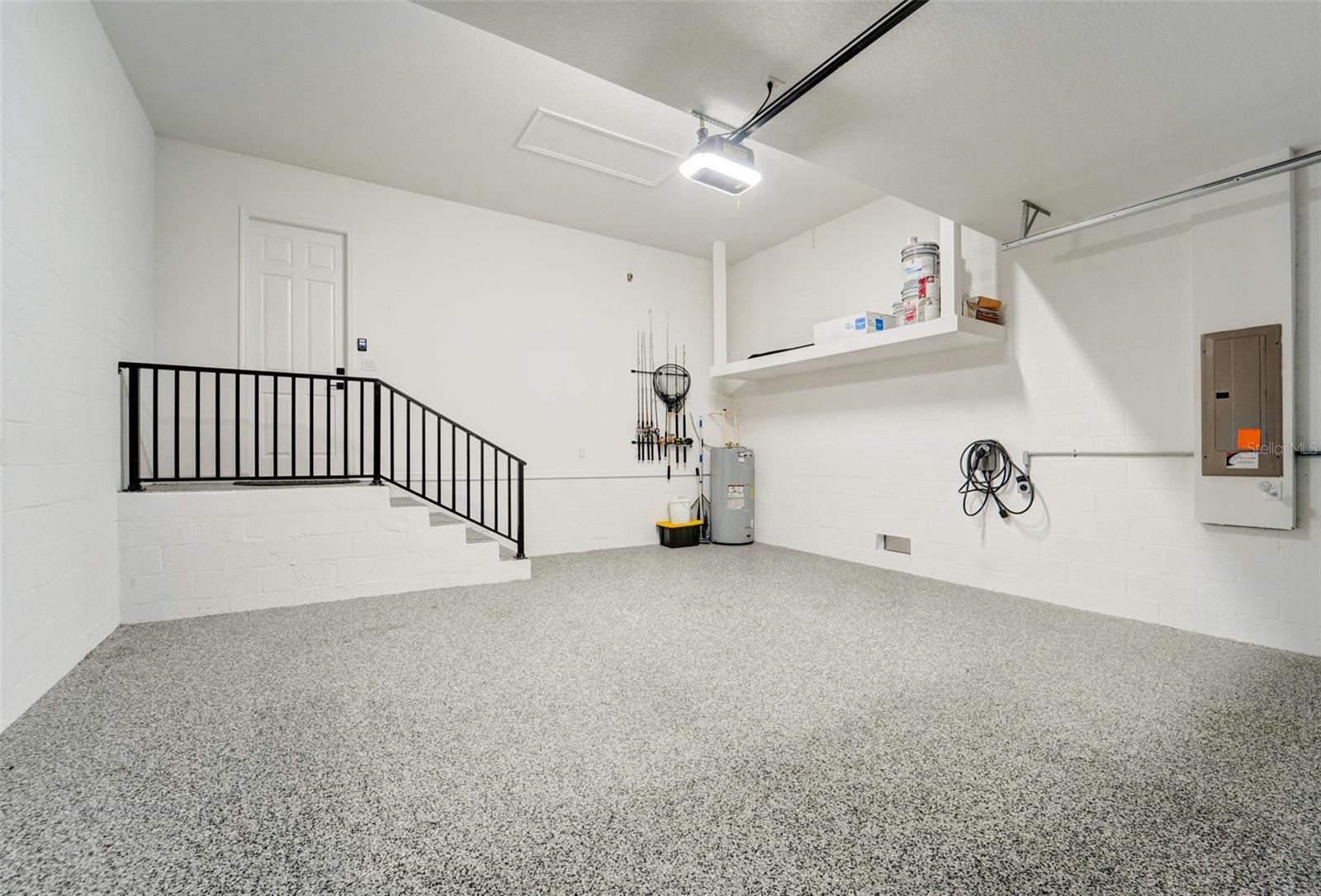 Listing photo id 18 for 8144 37th Avenue Circle W