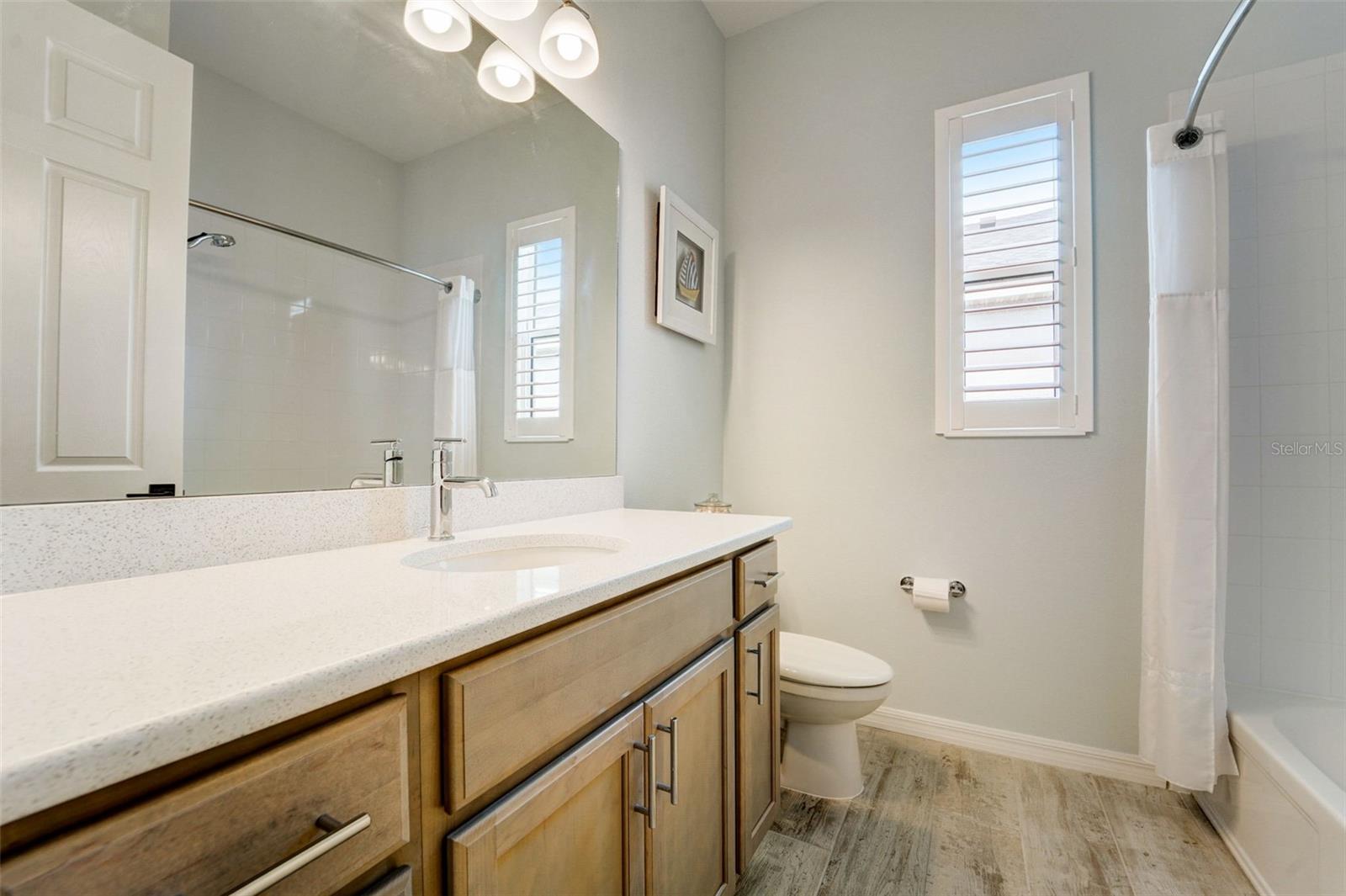 Listing photo id 21 for 8144 37th Avenue Circle W