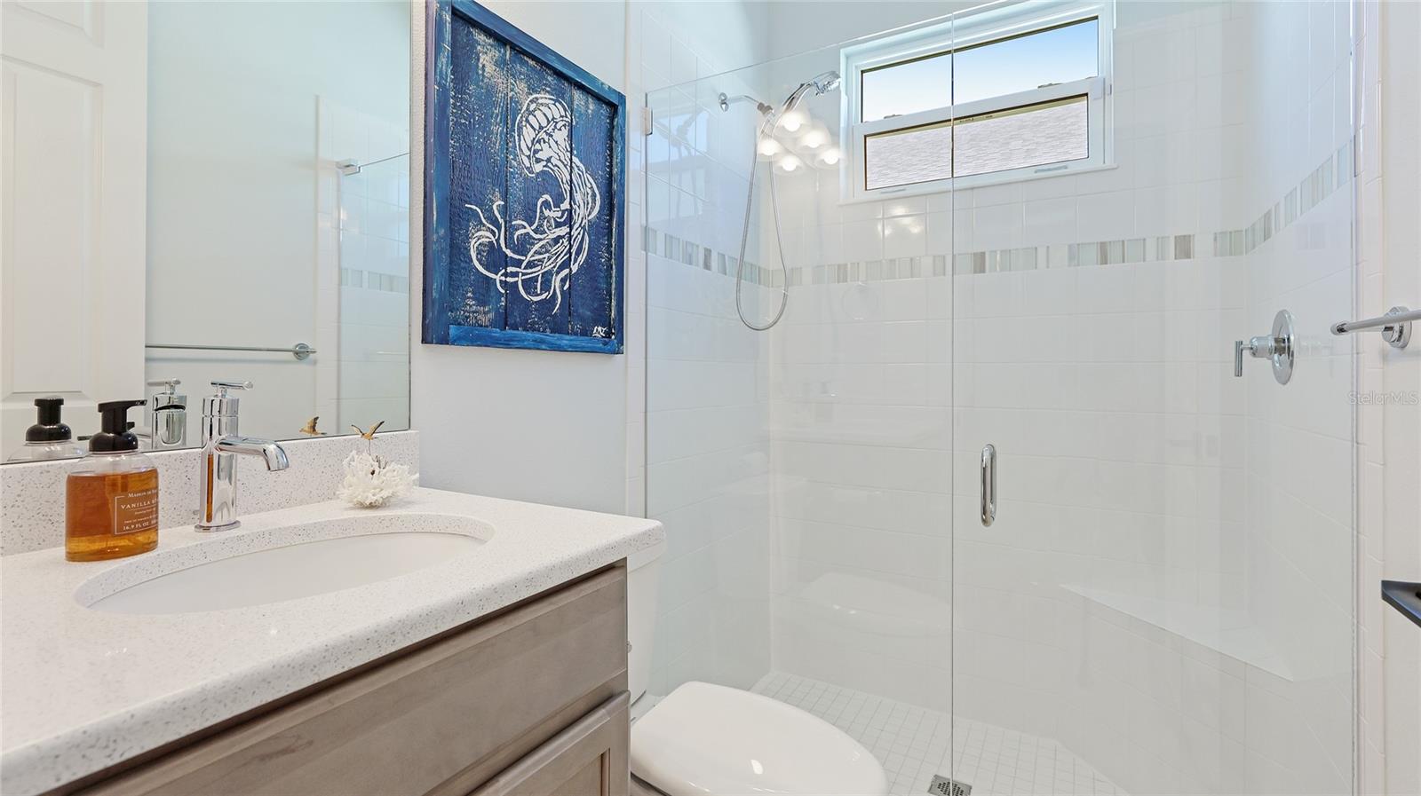 Listing photo id 25 for 8144 37th Avenue Circle W