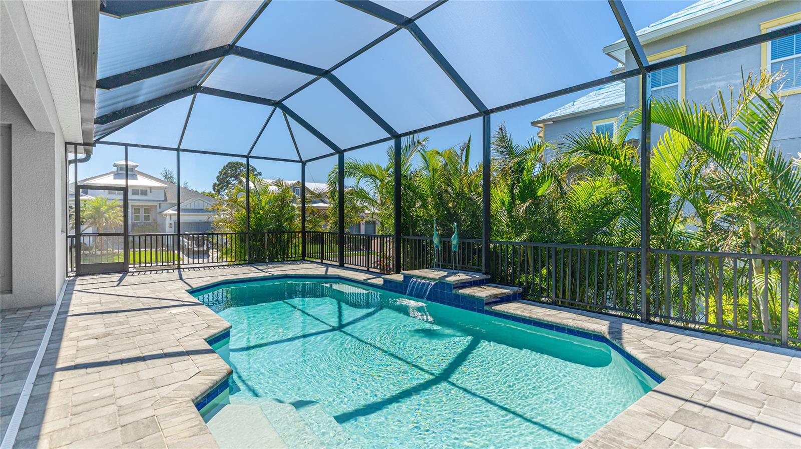 Listing photo id 2 for 8144 37th Avenue Circle W