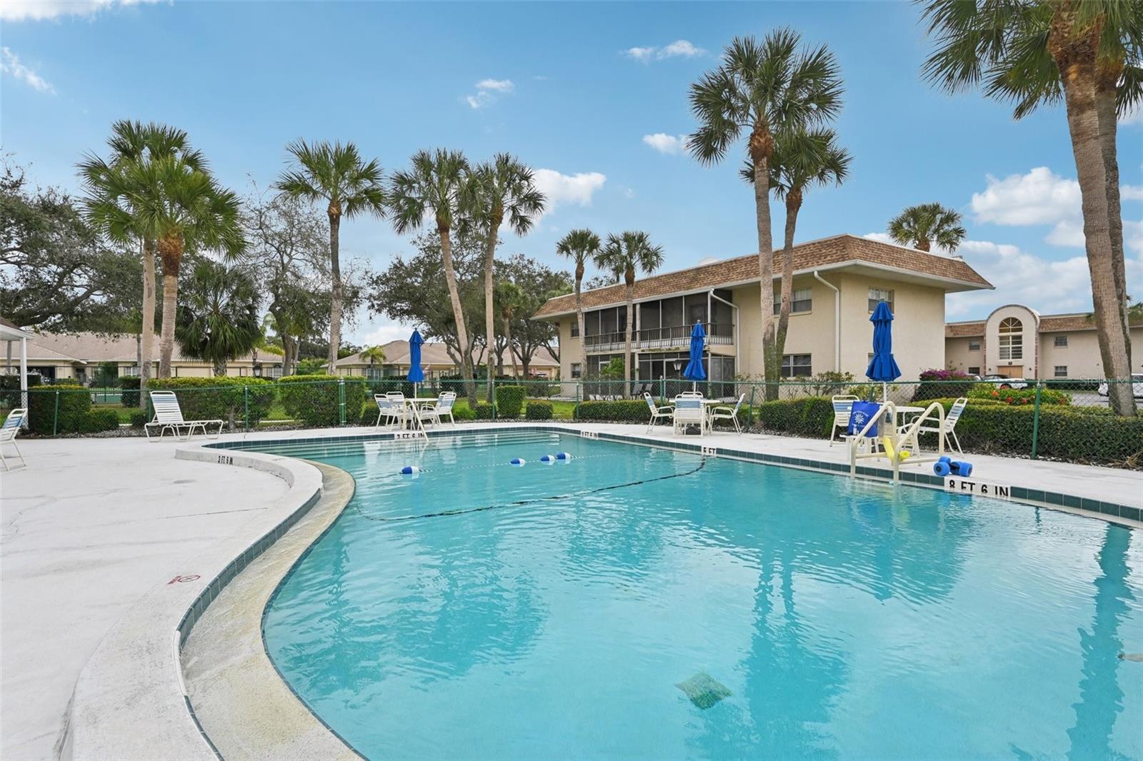 Listing photo id 16 for 2727 75th Street W 9a12