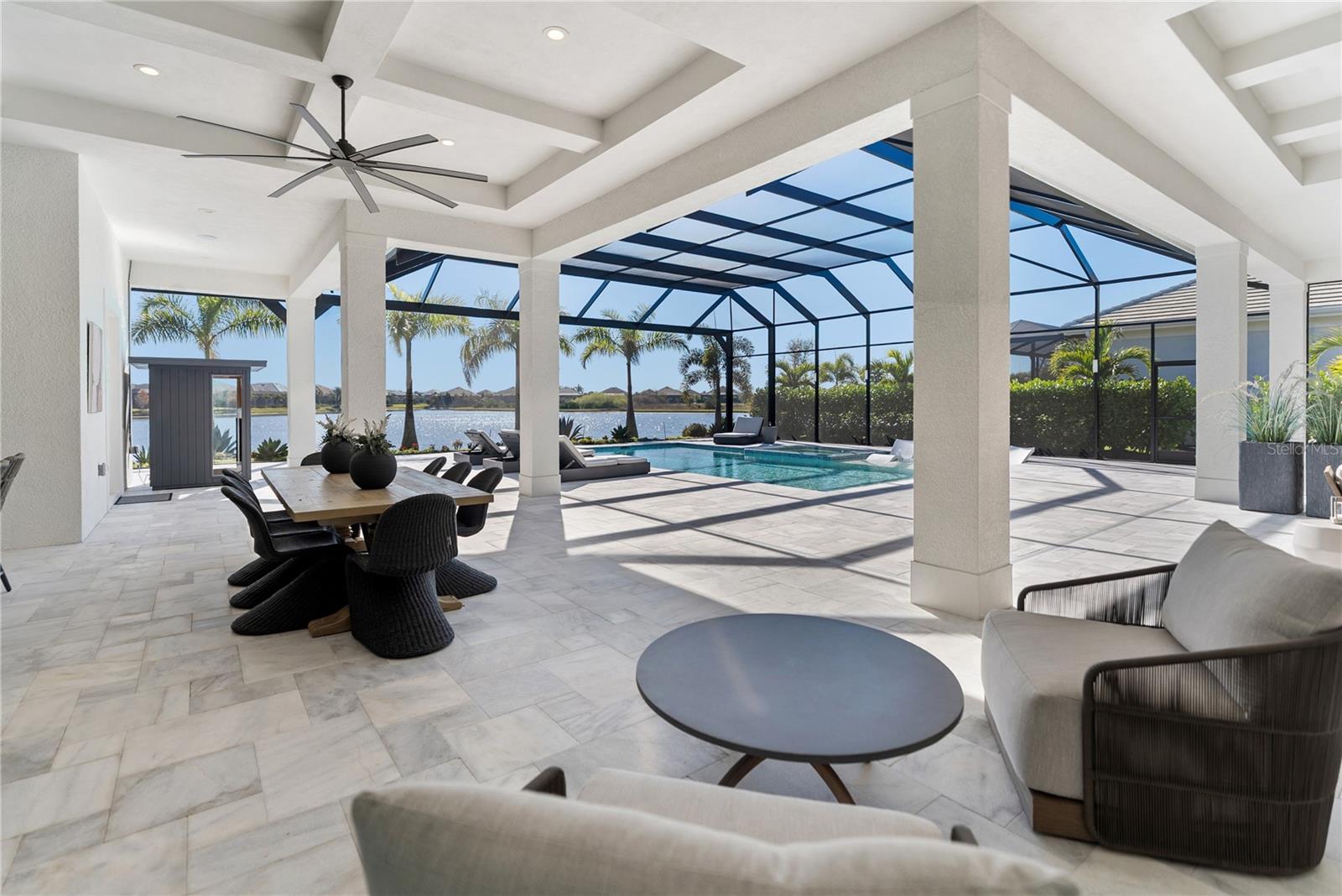 Image 40 of 92 For 17014 Clearlake Avenue