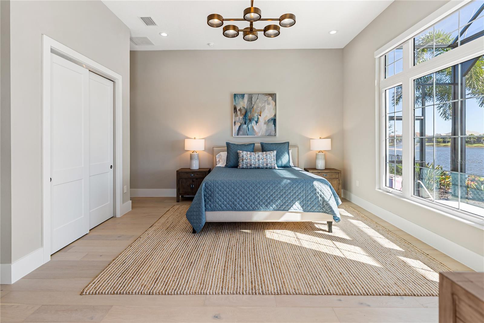 Image 51 of 92 For 17014 Clearlake Avenue