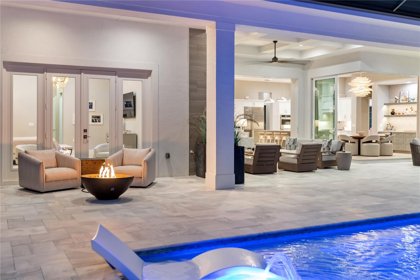 Image 63 of 92 For 17014 Clearlake Avenue