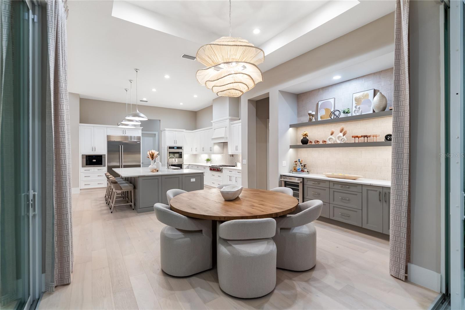 Image 66 of 92 For 17014 Clearlake Avenue