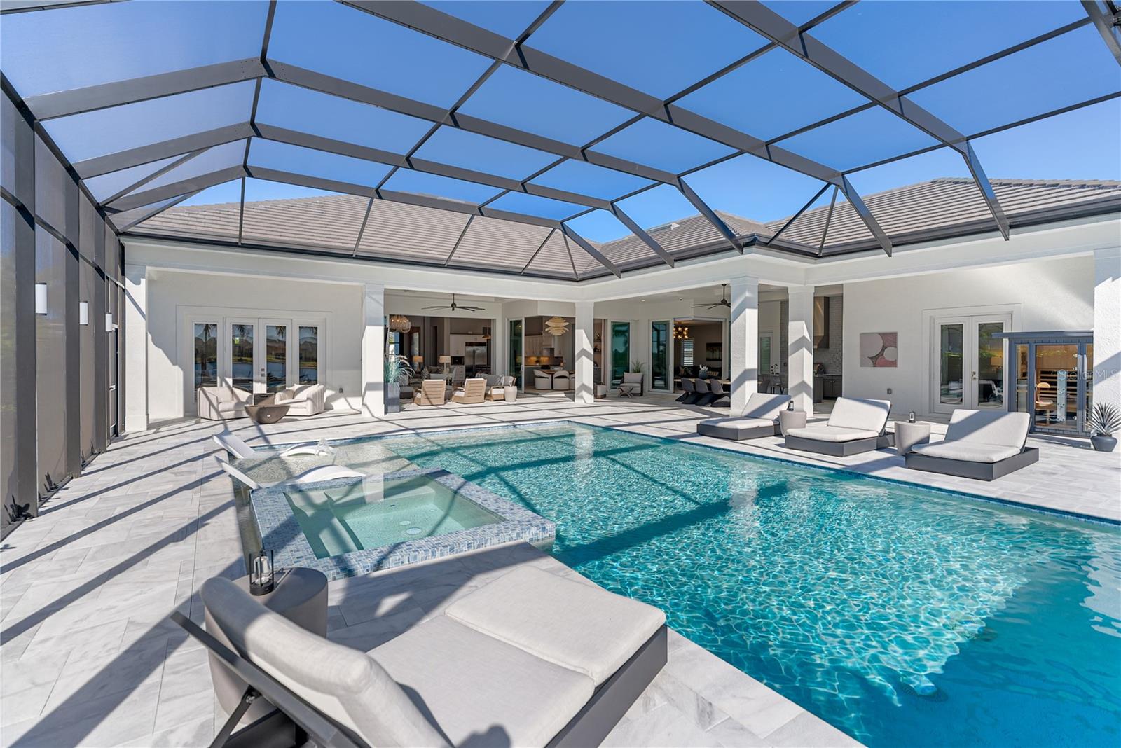 Image 8 of 92 For 17014 Clearlake Avenue