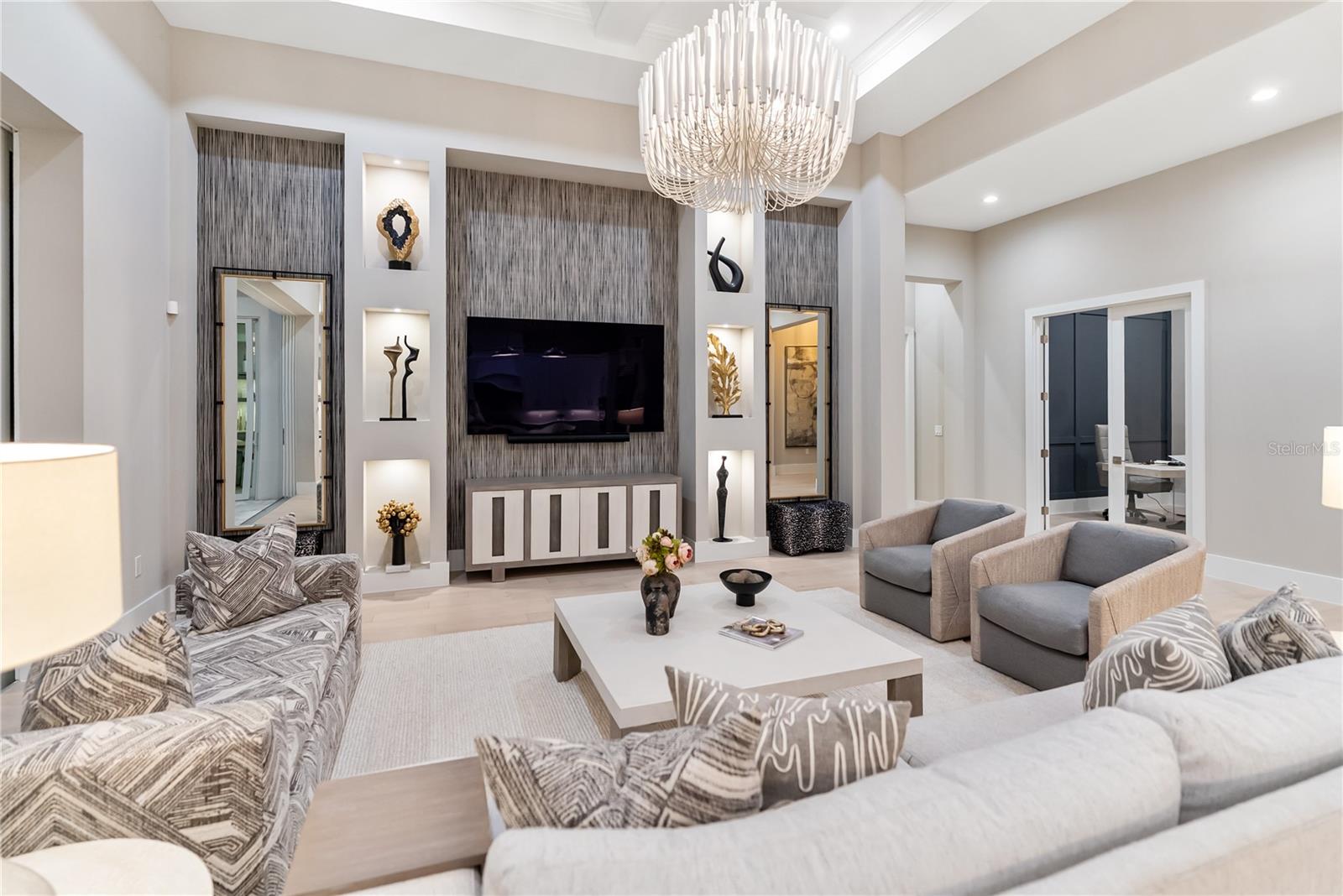 Image 9 of 92 For 17014 Clearlake Avenue