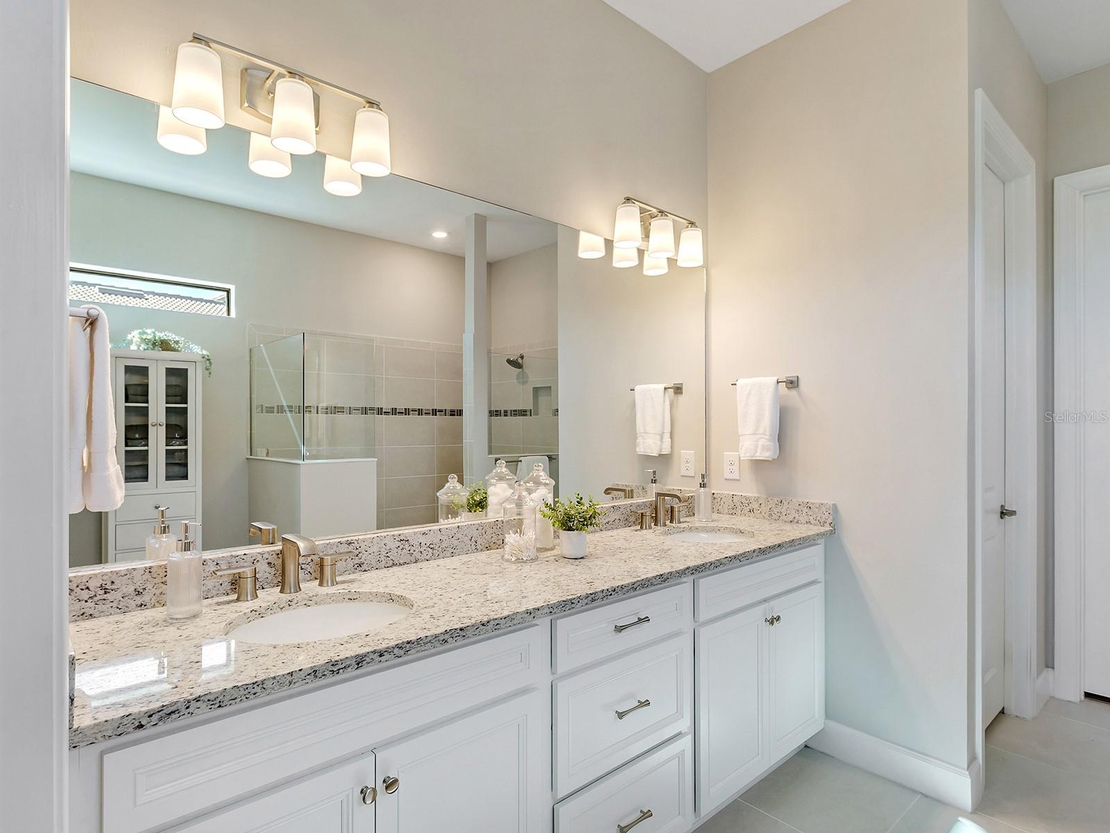 Image 39 of 98 For 7949 Sunset Pines Drive