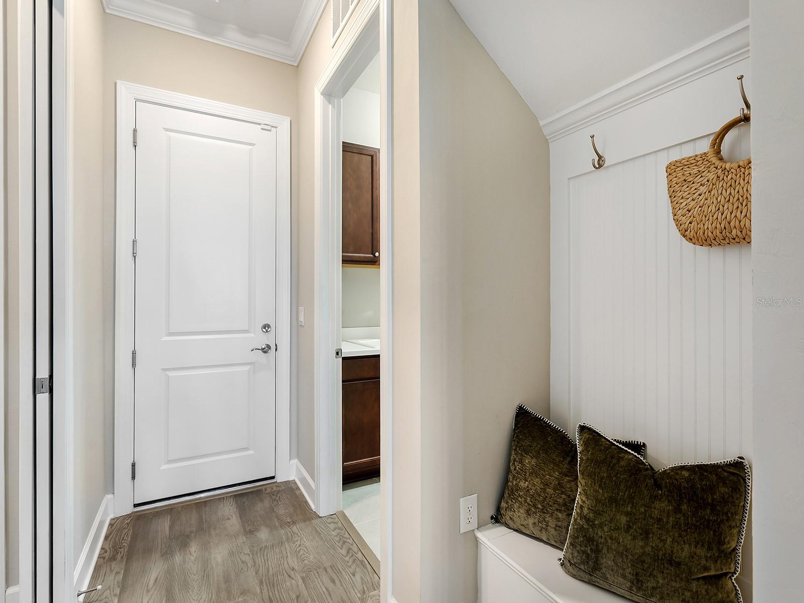 Image 57 of 98 For 7949 Sunset Pines Drive