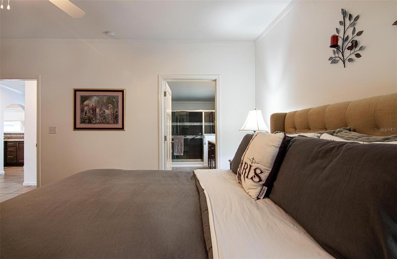 Image 18 of 54 For 417 Snead Drive